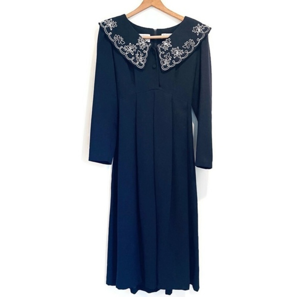 Vintage Peter Pan Collar Cottagecore Maxi Length Dress